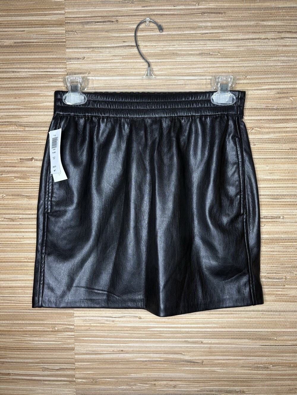 NWT Aritzia Babaton Flags Black Leather Skirt 15.5” Sz 2XS